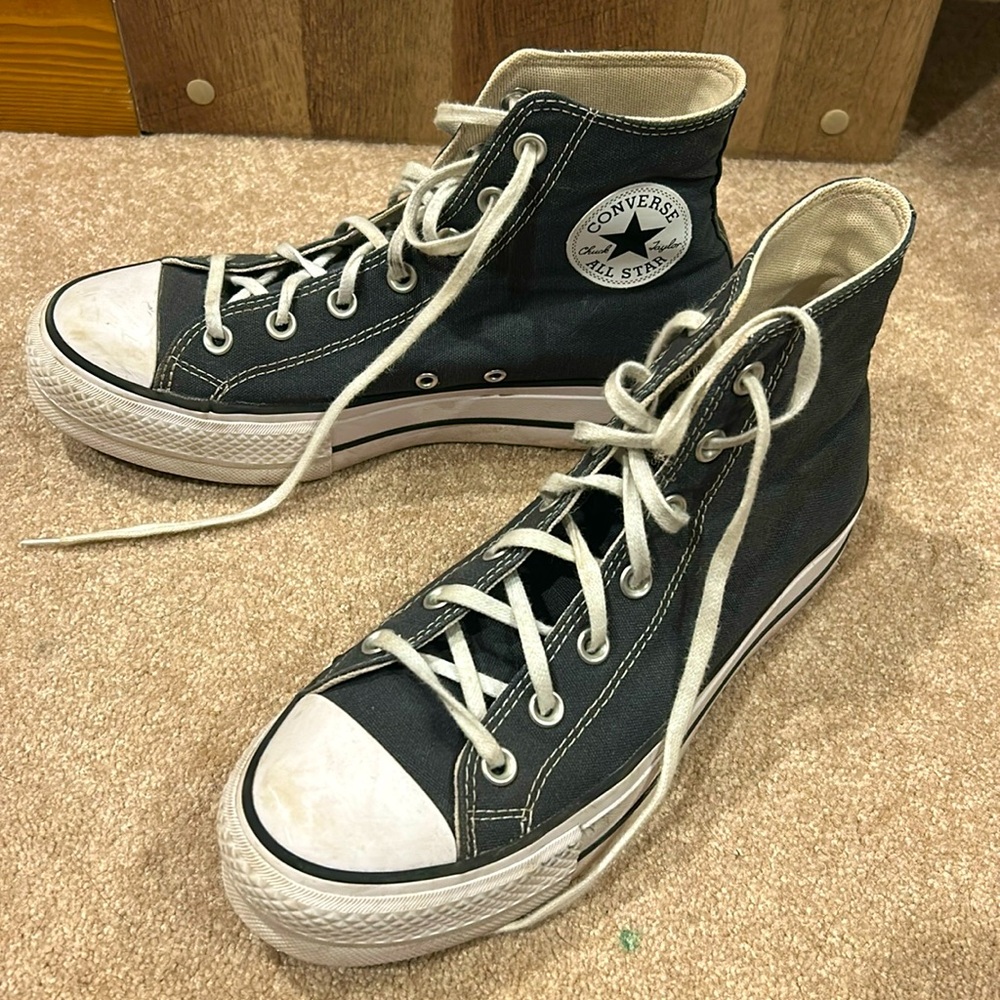 SOLD! Converse All Star Chuck Taylor Lift Platform Canvas shoes, women’s 9